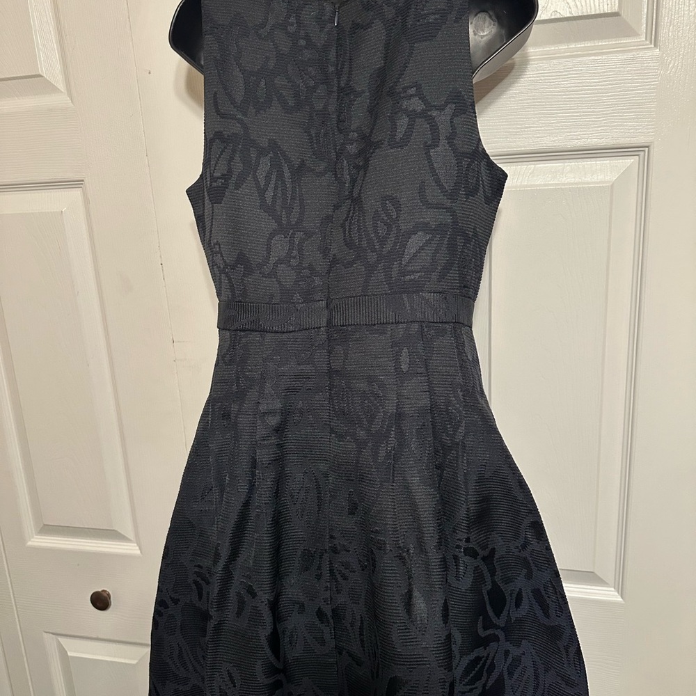 Banana Republic Black Baroque Dress - Size 6 - Picture 2 of 8